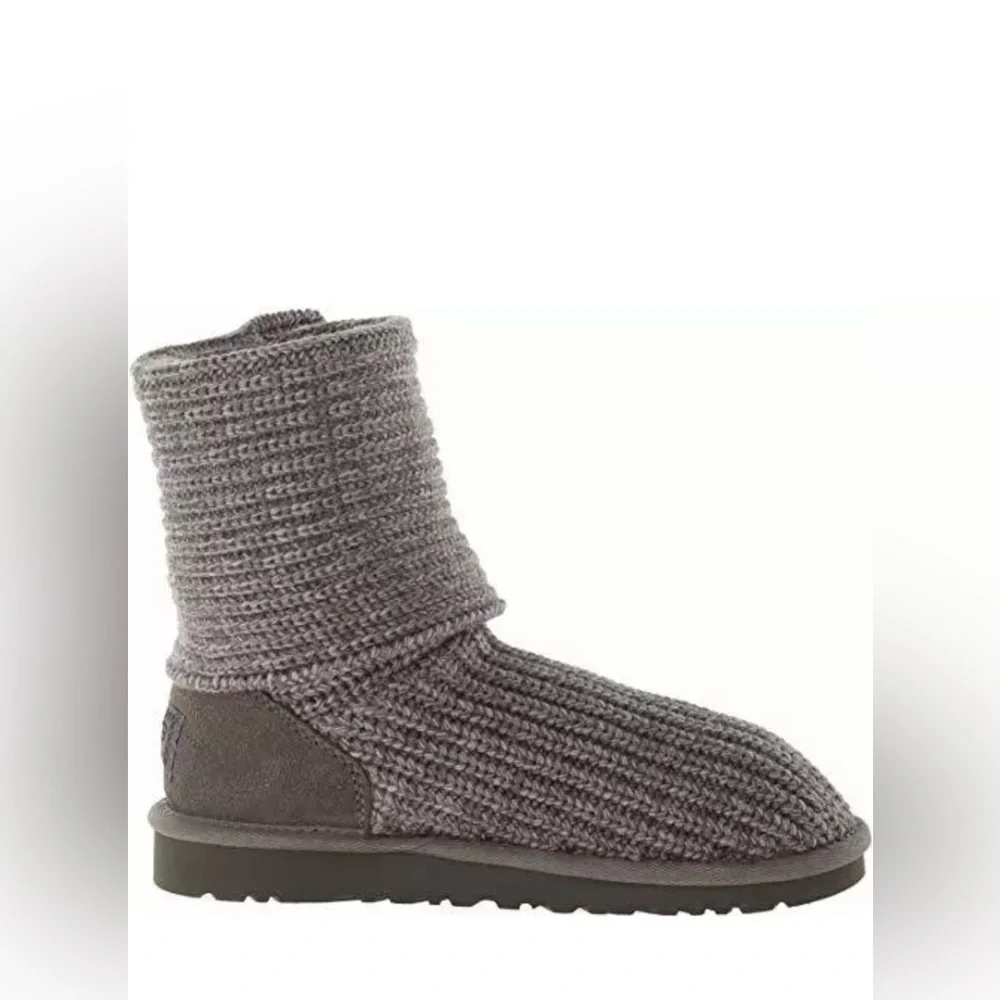 UGG cardy knit